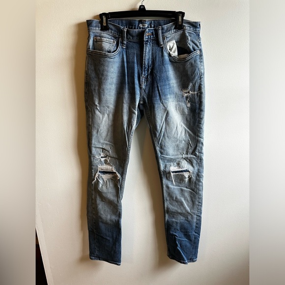 Old Navy Slim Built In Flex Jeans - Picture 1 of 4